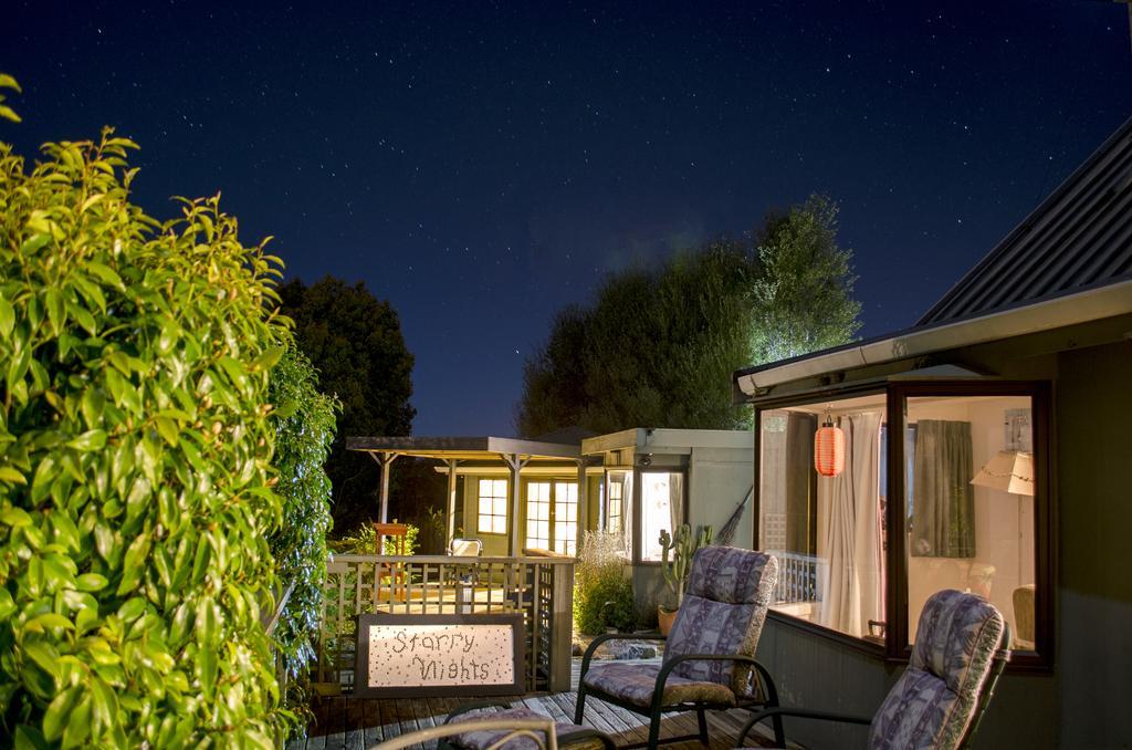Waikino Starry Nights Cabin Fever מראה חיצוני תמונה